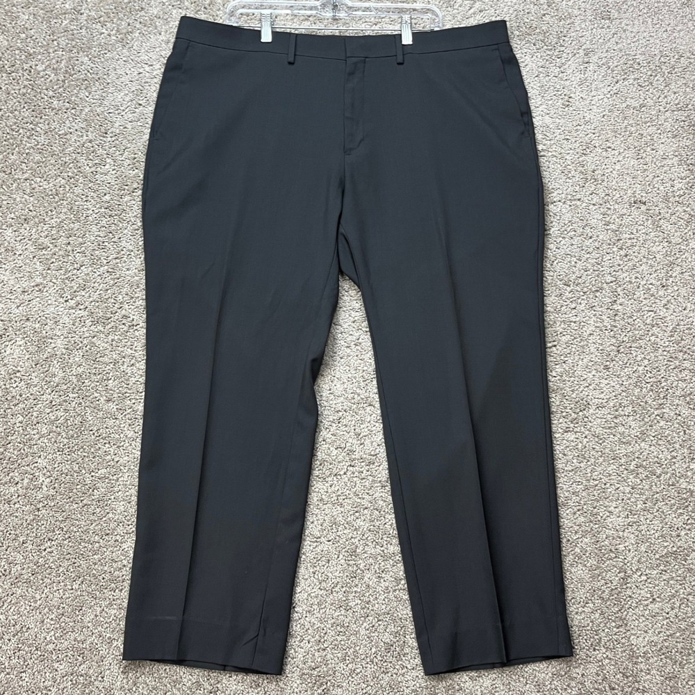 Haggar Dress Pants Mens 42x30 Black Premium Comfort Straight Fit Flat Front EUC